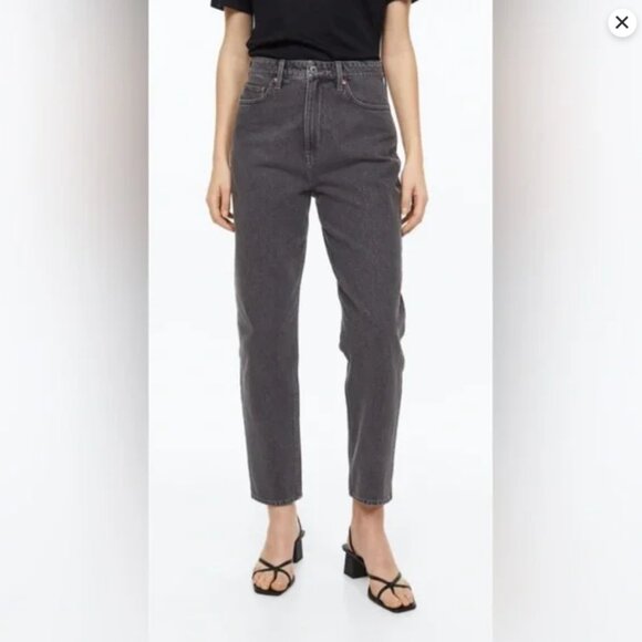 H&M Denim - NWT H&M Ultra High Waist Ankle Length Loose Mom Jeans in Distressed Black 6